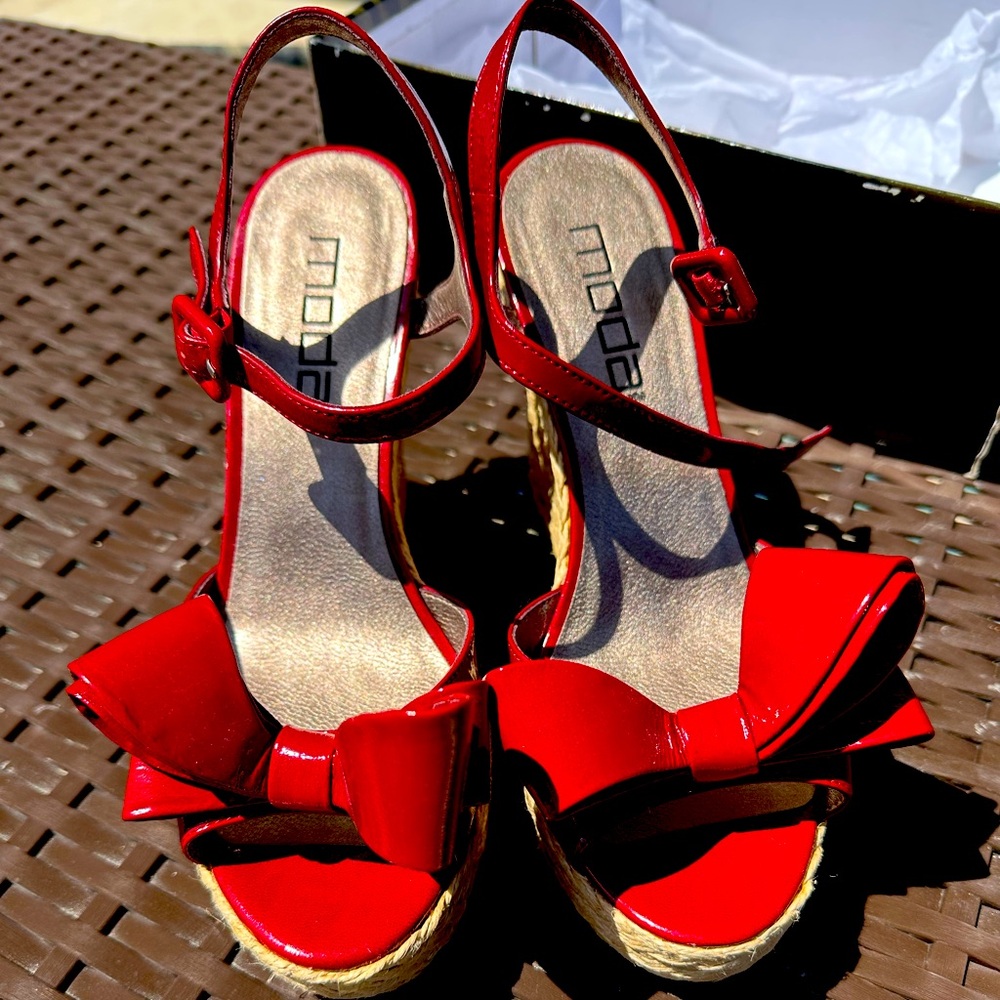 Beautiful Candy Apple Red Shoes